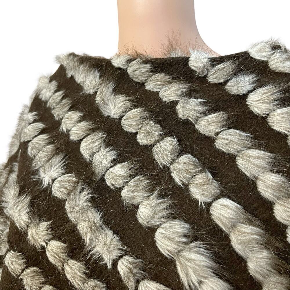 INC International Concepts Faux Fur Poncho Small Brown White Furry Winter Boho - Picture 2 of 7